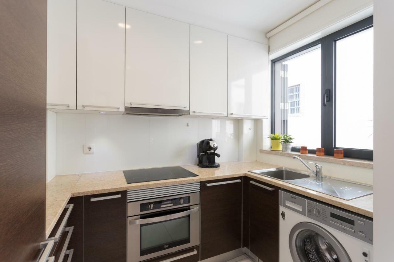 Rossio Penthouse Three-Bedroom Apartment W/ River View And Parking - By Lu Holidays Лиссабон Экстерьер фото