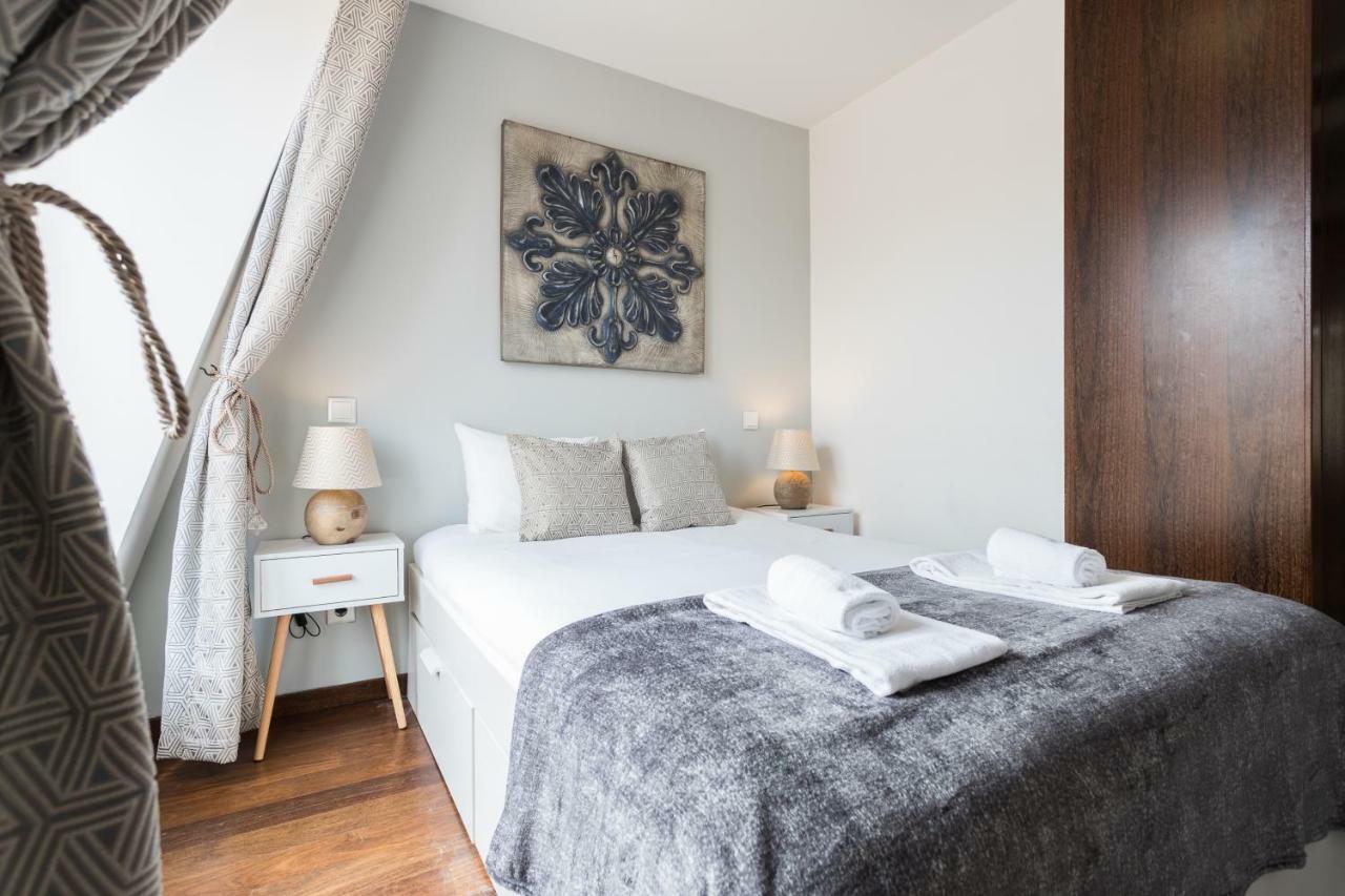 Rossio Penthouse Three-Bedroom Apartment W/ River View And Parking - By Lu Holidays Лиссабон Экстерьер фото