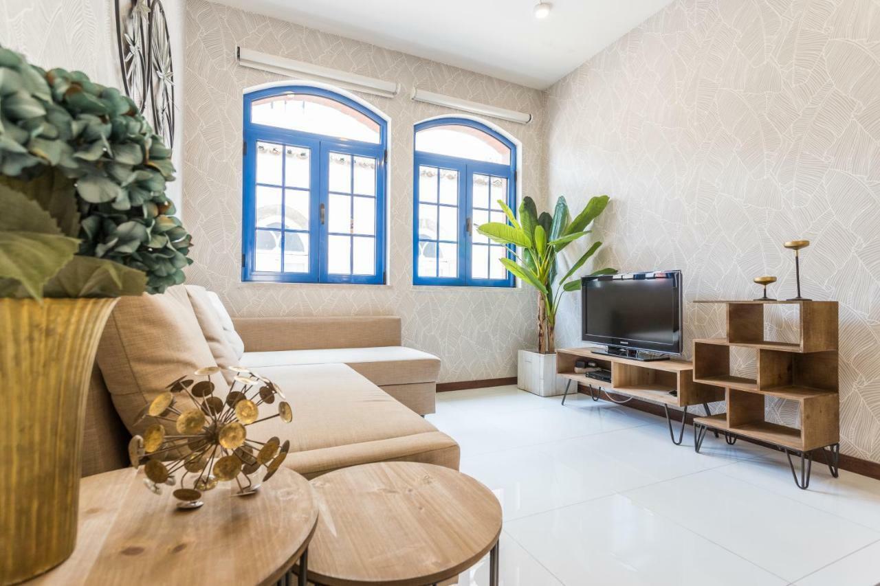 Rossio Penthouse Three-Bedroom Apartment W/ River View And Parking - By Lu Holidays Лиссабон Экстерьер фото